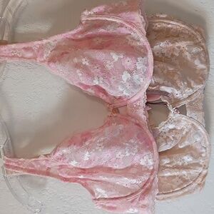 Victoria's Secret Women's Vintage Style Lace  Bundle Bras Size 40D